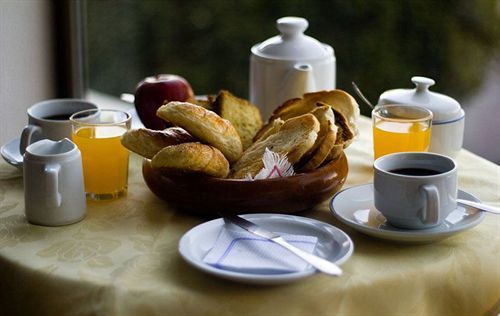 Hotel Tirol San Carlos de Bariloche Bagian luar foto
