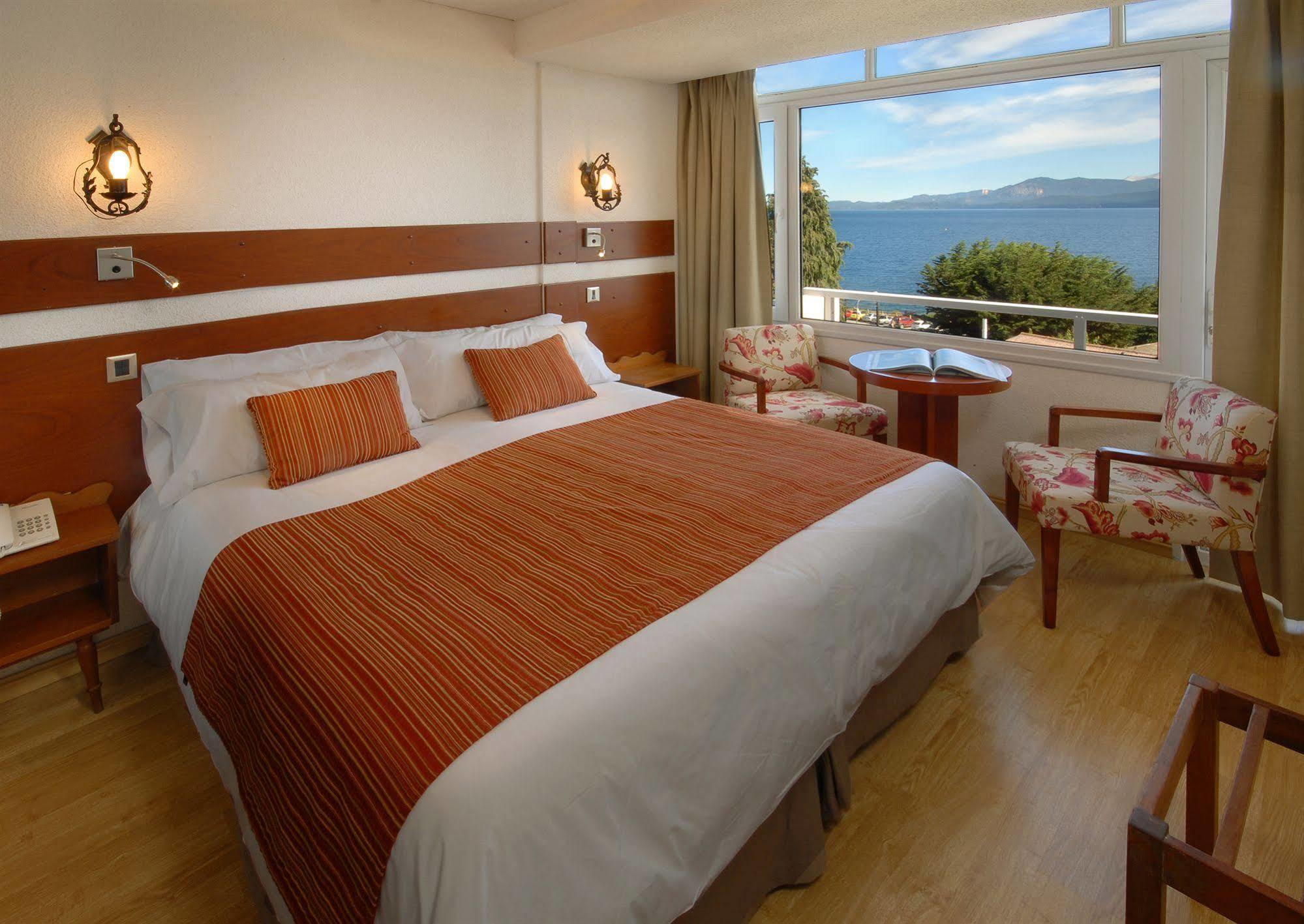 Hotel Tirol San Carlos de Bariloche Bagian luar foto